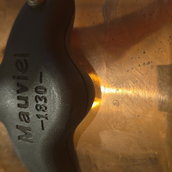 MAUVIEL M'Heritage M'150s 3.6 qt. M150C2 Saucepan & Lid Cast Black Handle - Picture 7 of 7